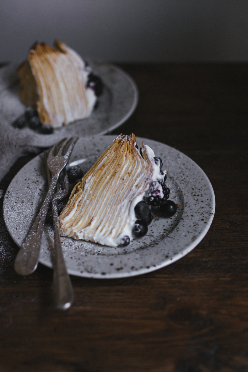 Crepe Cake with Mascarpone Cream and Blue Berries by Tanya Balyanitsa (more seasonal recipes on Honetanie.com)