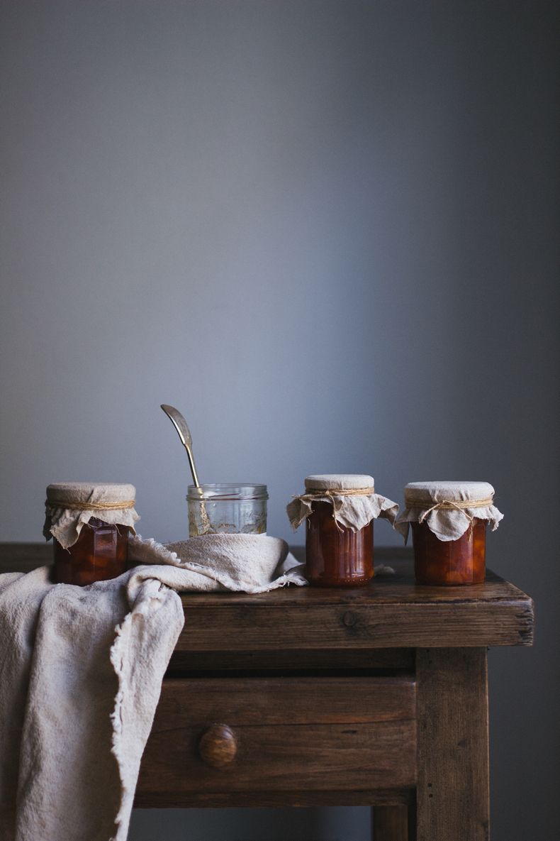 Peach Jam by Tanya Balyanitsa (more seasonal recipes on Honeytanie.com)