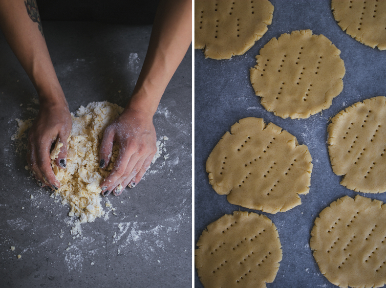 Shortbread Plates with Mascarpone cream and Beries by Tanya Balyanitsa (more seasonal recipes on Honeytanie.com)