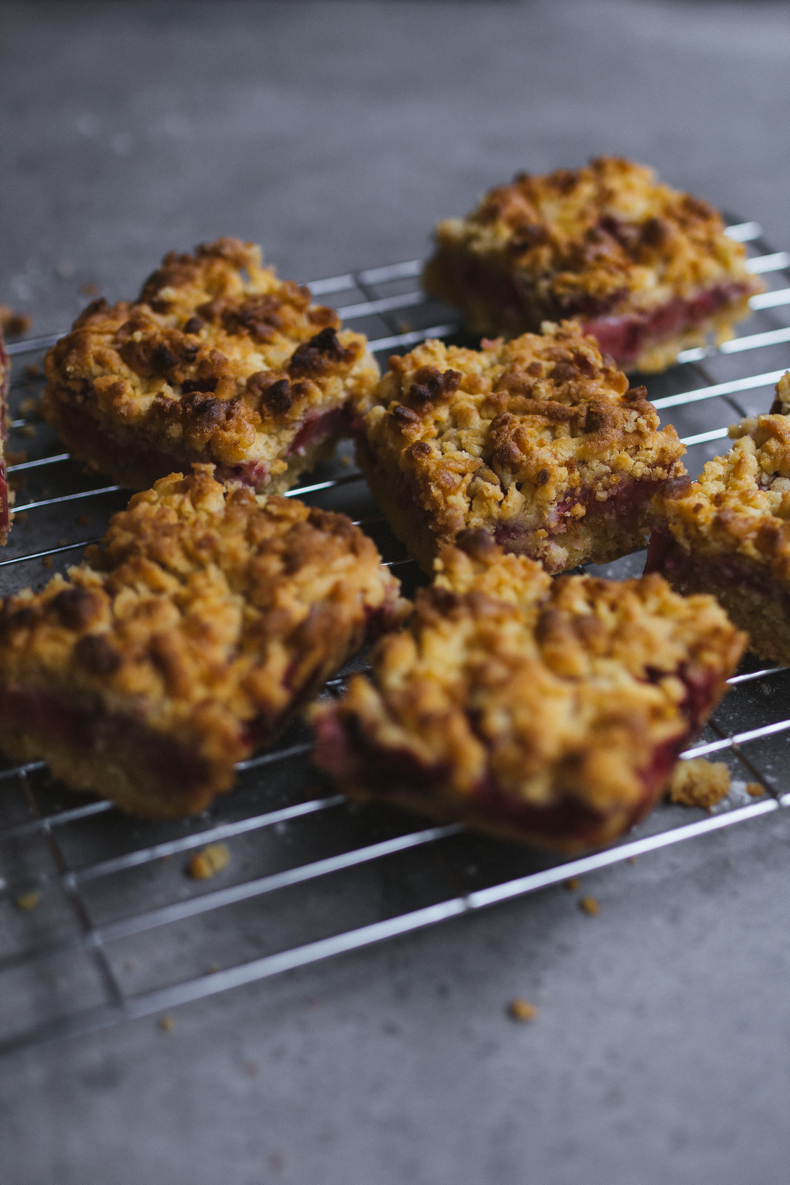 Strawberry_Bars