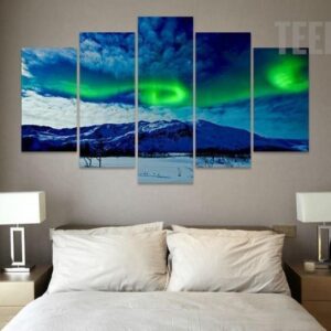 Aurora Borealis In The Cloudy Sky - Nature 5 Panel Canvas Art Wall Decor