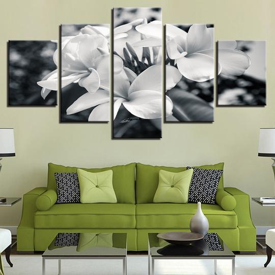 Lillies In Black And White - Nature 5 Panel Canvas Art Wall Decor Lillies In Black And White - Nature 5 Panel Canvas Art Wall Decor