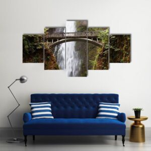 Multnomah Falls In Oregon - Nature 5 Panel Canvas Art Wall Decor