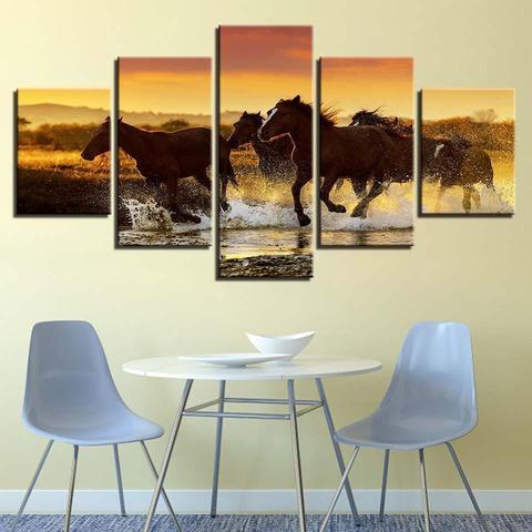 Racing Horses - Animal 5 Panel Canvas Art Wall Decor Racing Horses - Animal 5 Panel Canvas Art Wall Decor