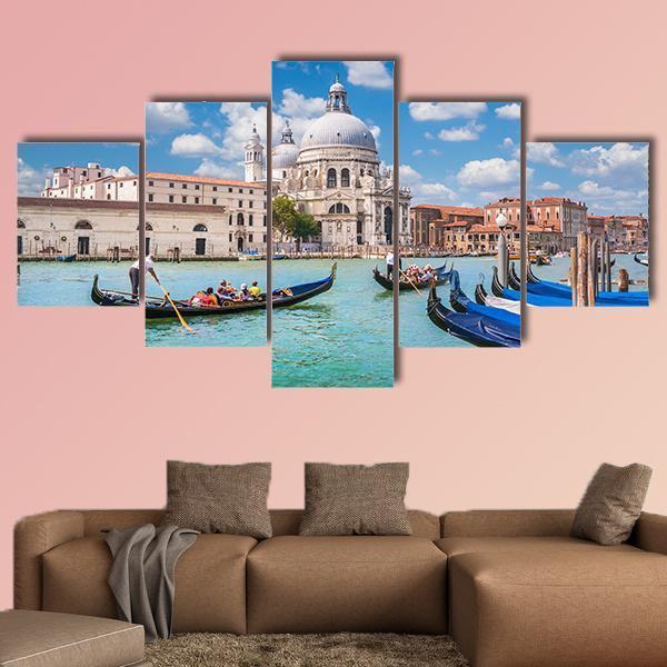 Traditional Gondolas On Canal Grande - Nature 5 Panel Canvas Art Wall Decor Traditional Gondolas On Canal Grande - Nature 5 Panel Canvas Art Wall Decor