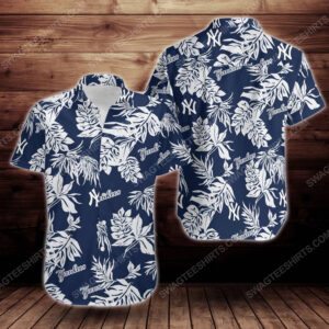Tropical Summer New York Yankees Short Sleeve Hawaiian Shirt